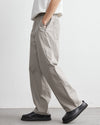 Avslappnade byxor med elastiskt midjeband och jeansliknande look
