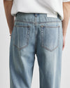 Avslappnad passform tvättade denimjeans